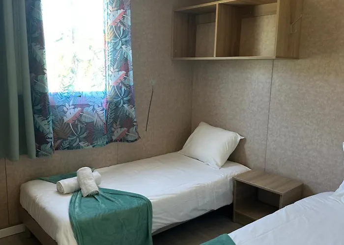 Chalet Les De La A Santa Trinita